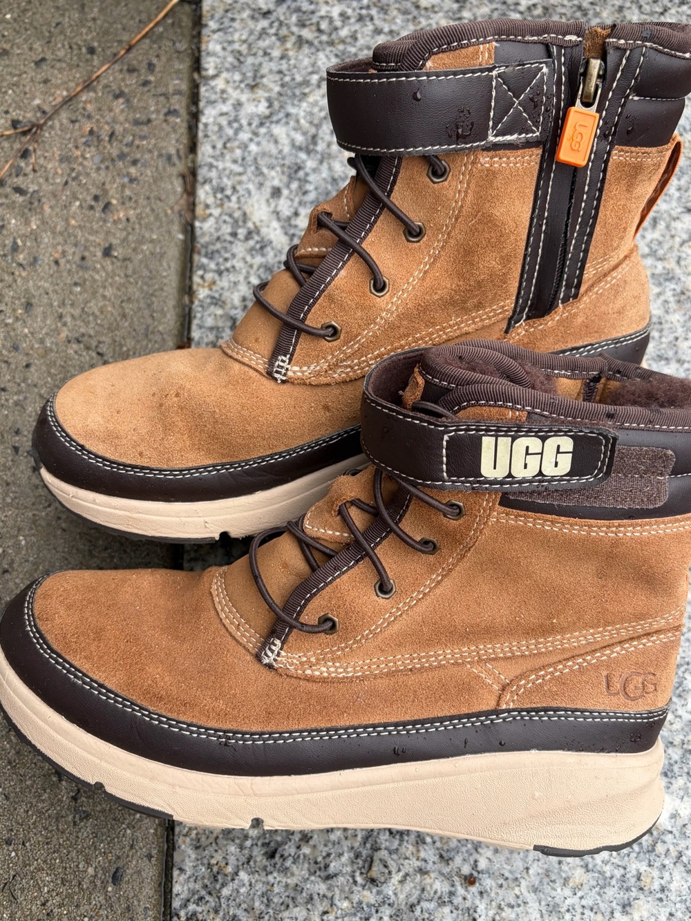 UGGS Kids Tan and Dark Brown Suede Lace-Up Rain & Snow Boots - Size 4